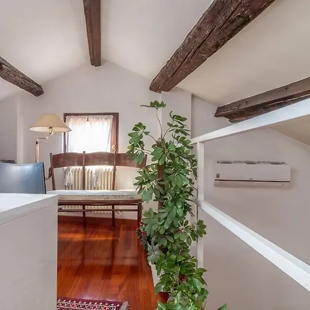 Charming Loft With Roof Terrace Close To S. Marco Venice
