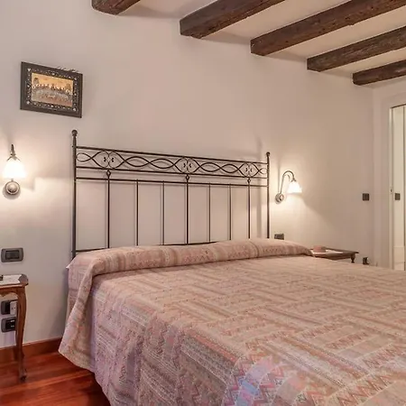 Apartment Charming Loft With Roof Terrace Close To S. Marco Venice
