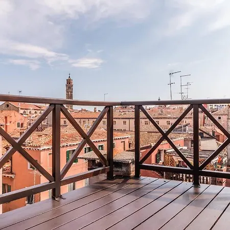 Charming Loft With Roof Terrace Close To S. Marco